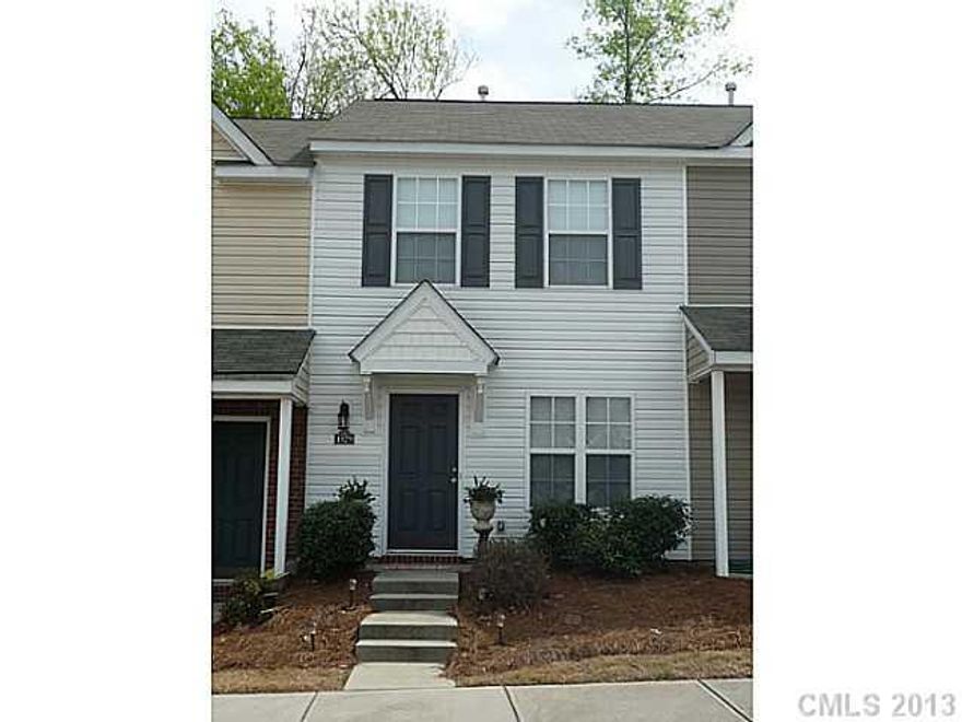 Great townhome with two large bedrooms, great room, dining room, dining area and kitchen.  Great patio area.  Neighborhood has sidewalks and pool.  Easy access to I-77, shopping and restaurants.  Tenant occupied, must give 24 hour notice of showing.  Tenants are on a month to month lease.  No sign or lockbox.