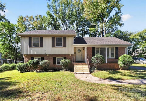 Photo of 5200 Amity Place, Charlotte, NC 28212 (MLS # 4438792)