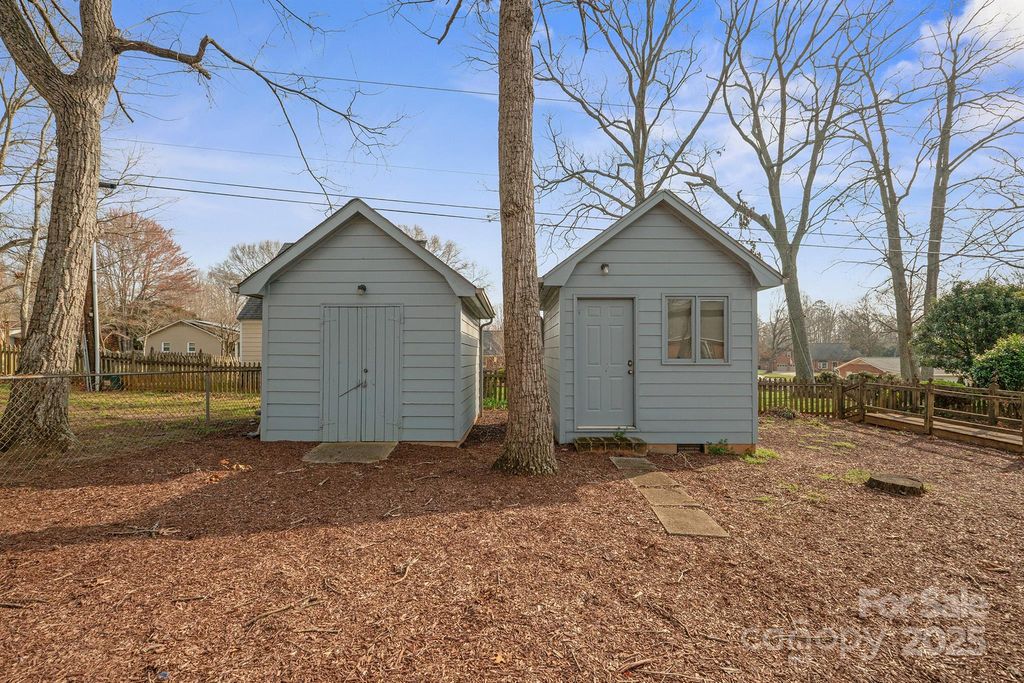 listing image 44
