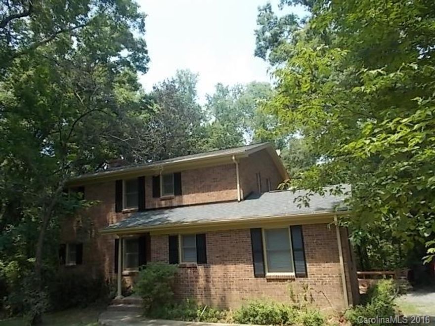 Wonderful home in Rock Hill's County Club Estates that has been fully refurbished. Private yard with an amazing deck. Truly a MUST SEE!!!