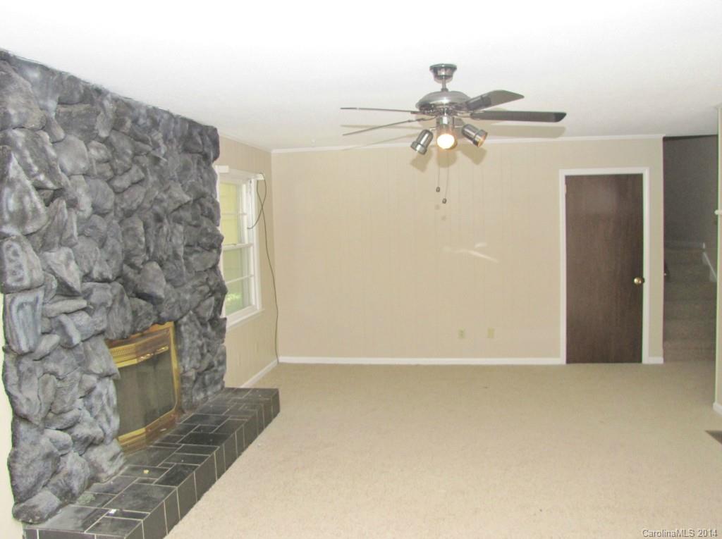 Steeleberry Acres - Residential Lease