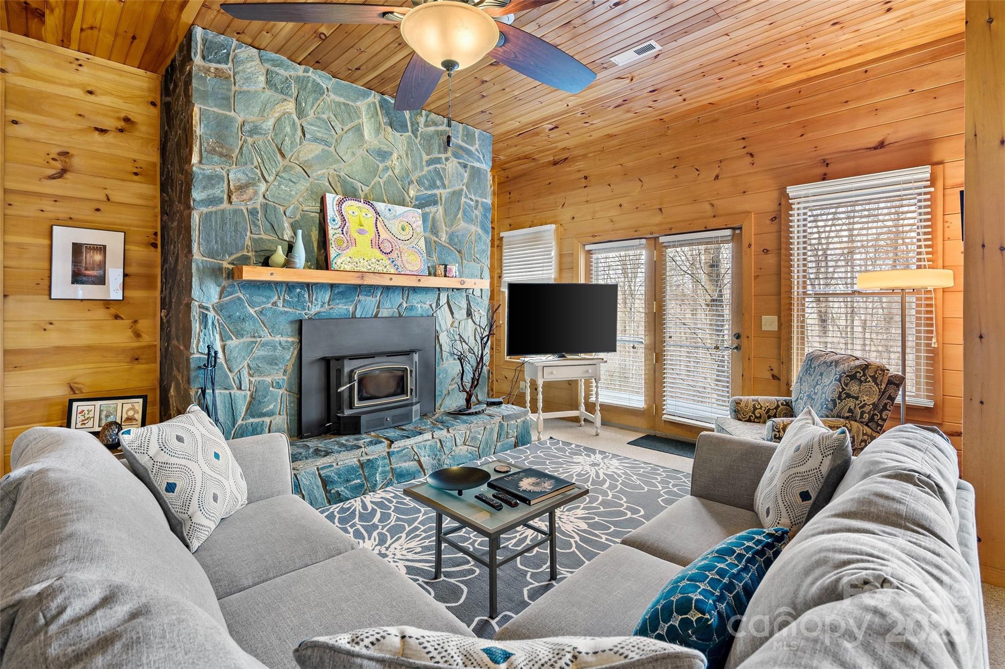 Gateway Mountain - Residential