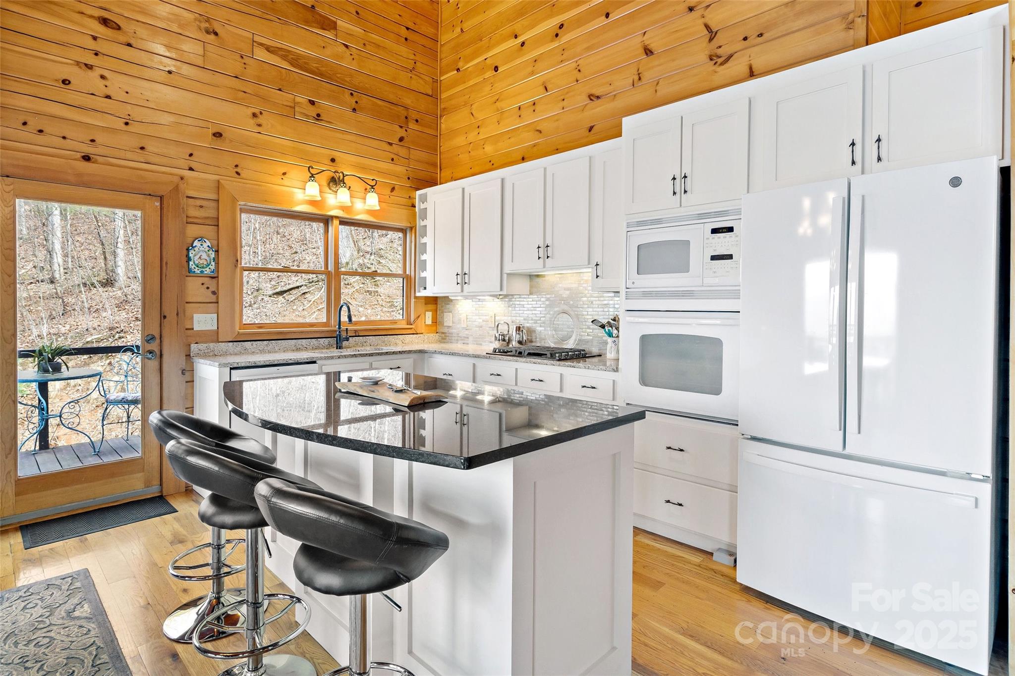 Gateway Mountain - Residential