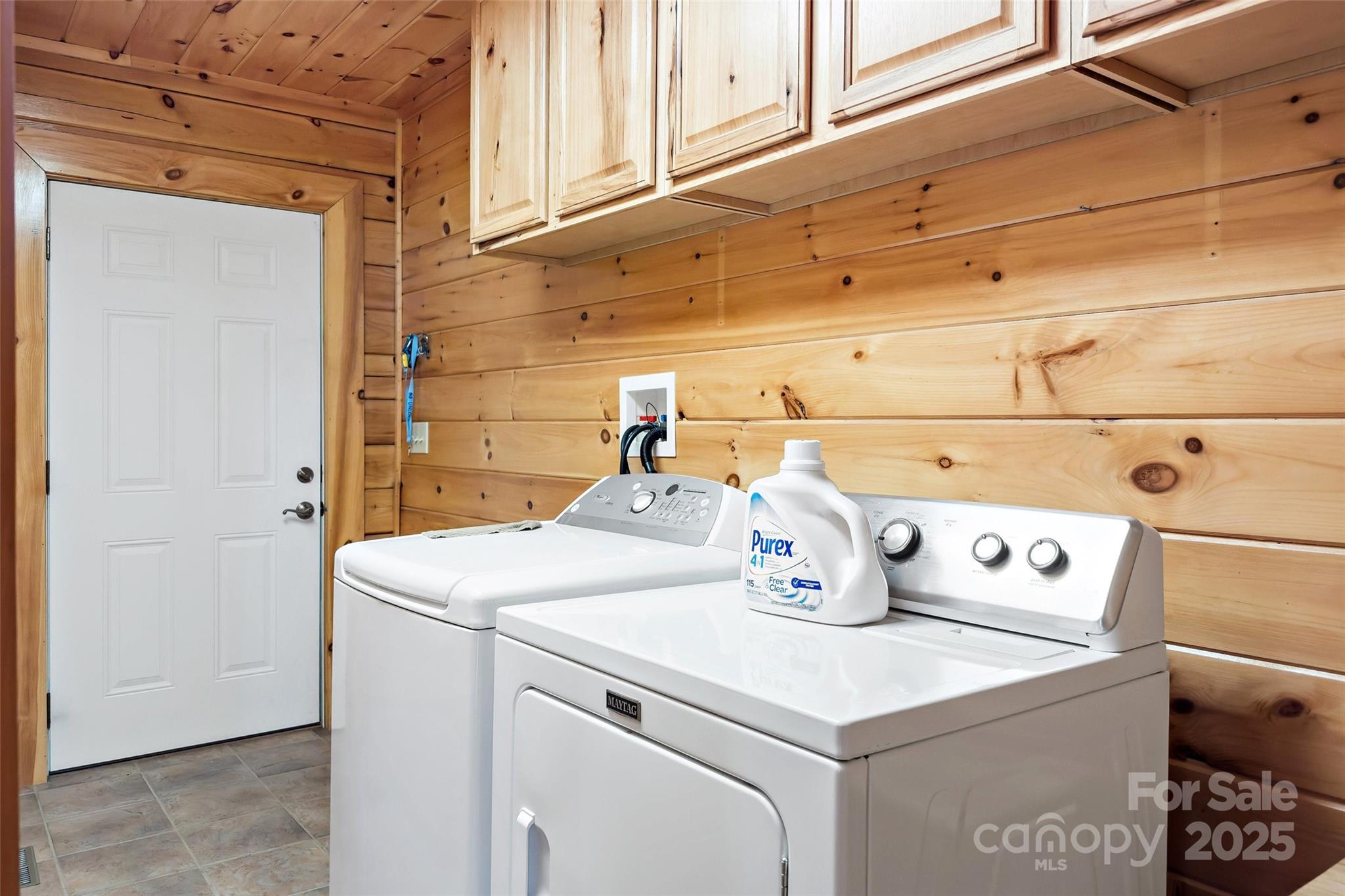 Gateway Mountain - Residential