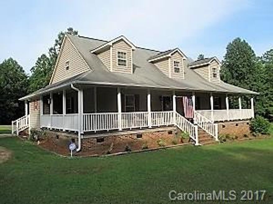 This private setting is something you must see!! Main bedroom & bath to die for on first floor, chef's kitchen & morning room combo, beautiful cabinetry, gas range, all kitchen appliances remain, beautiful counter tops, laundry room, formal dining room, den has vaulted ceilings & gas log brick fireplace,ceramic tile and pre-finished hardwoods.NO CARPET 2 bedrooms, bath & sitting area up Tons of storage space  wrap porch & deck on back, side porch heat pump 2011  lot of wildlife