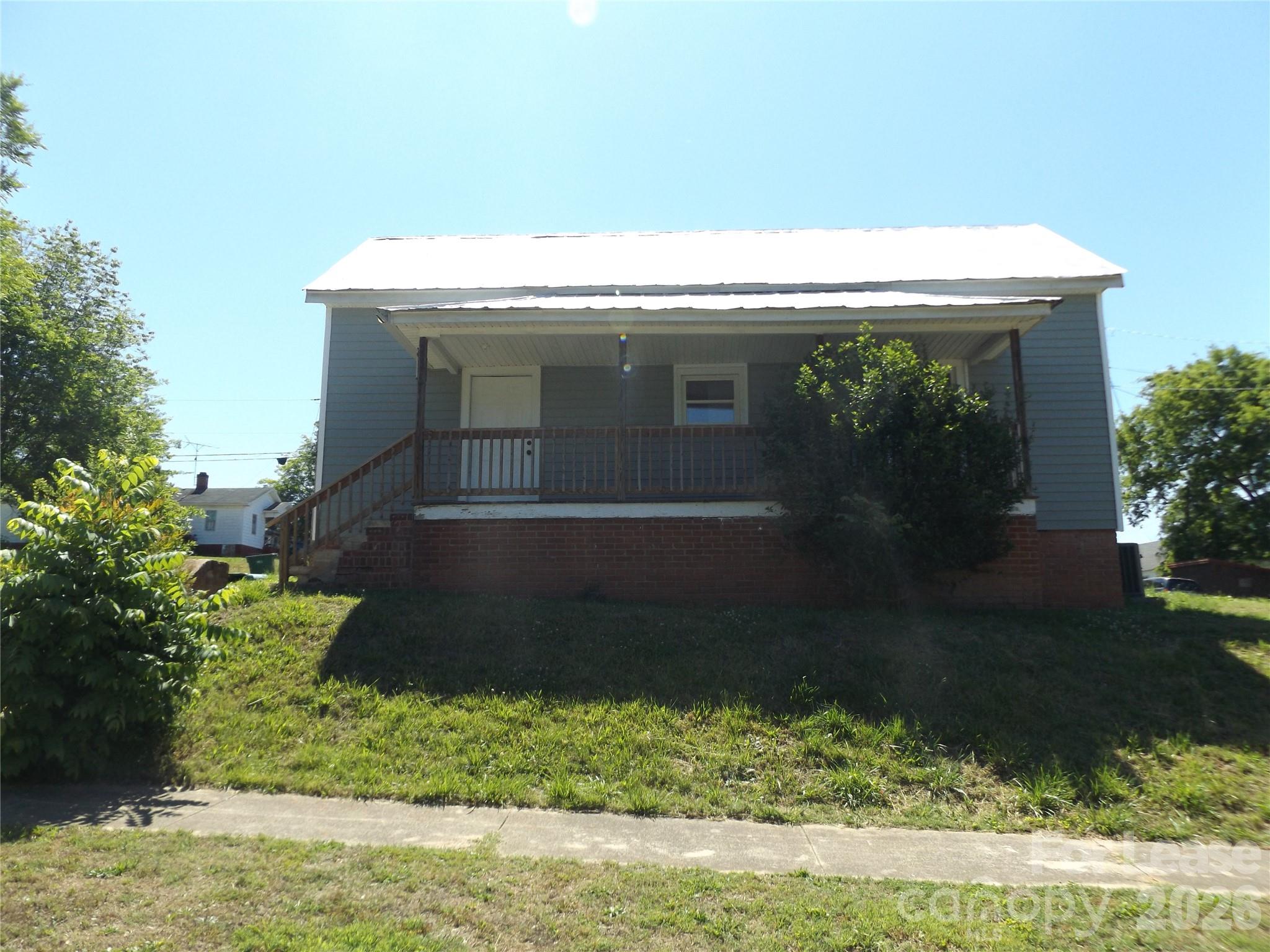 Photo 1 of 9 — 116 Aikman Avenue, Norwood, NC 28128