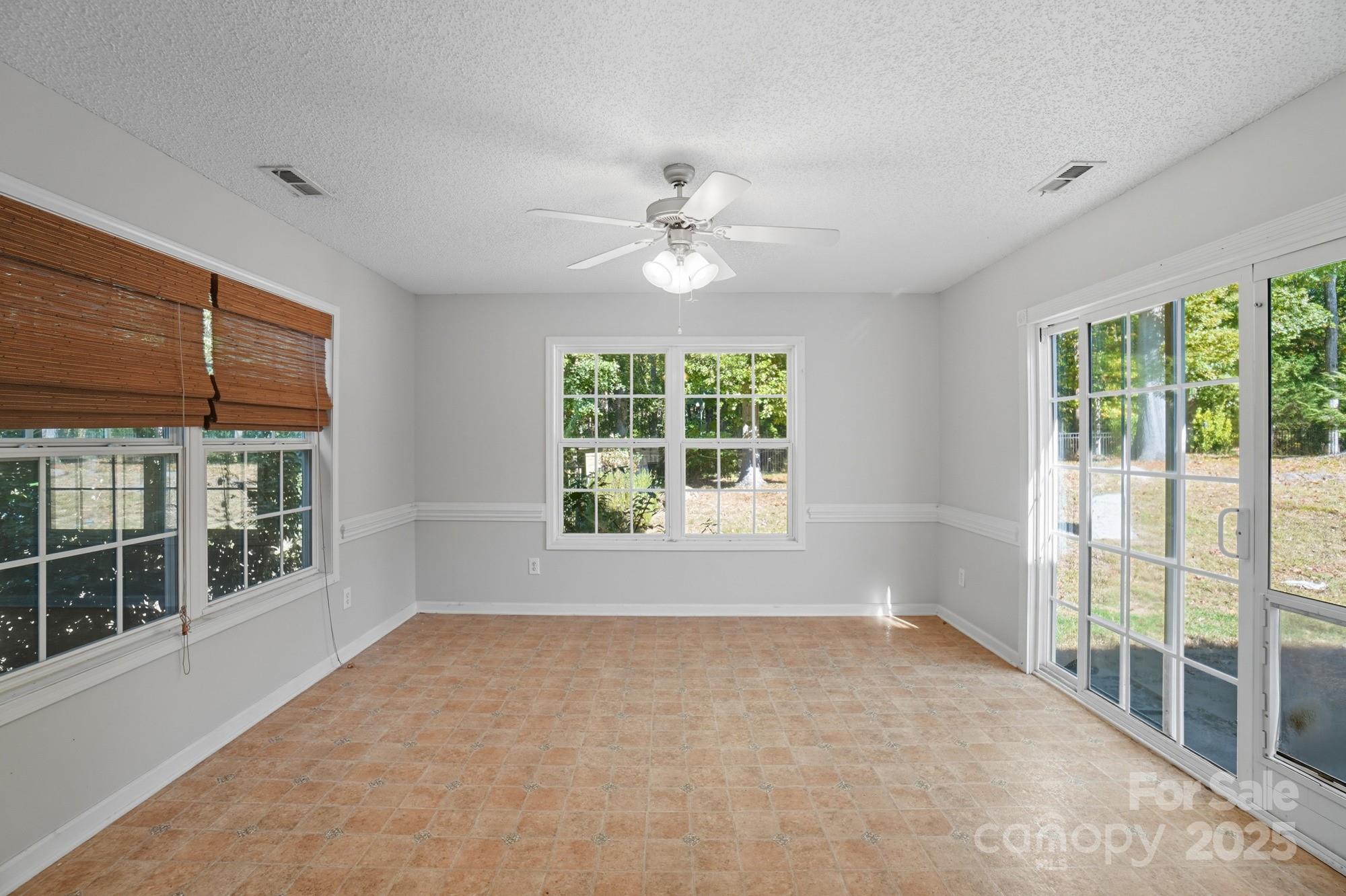 Laurel Glen - Residential