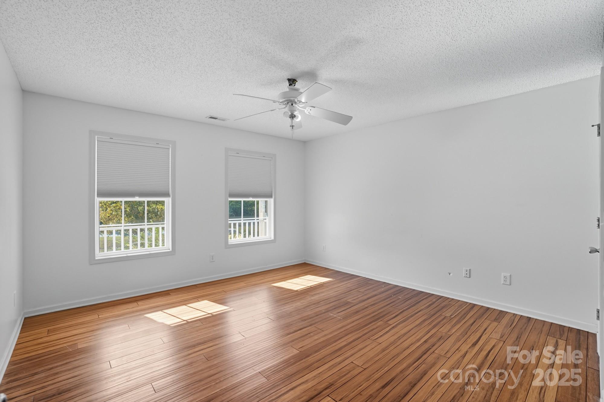 Laurel Glen - Residential