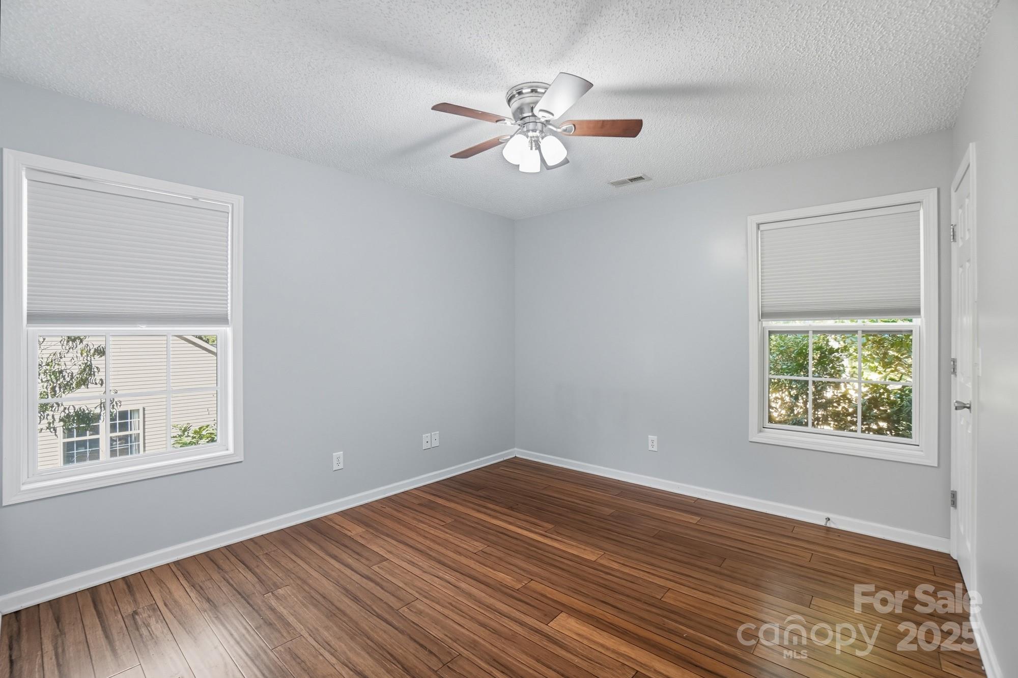 Laurel Glen - Residential