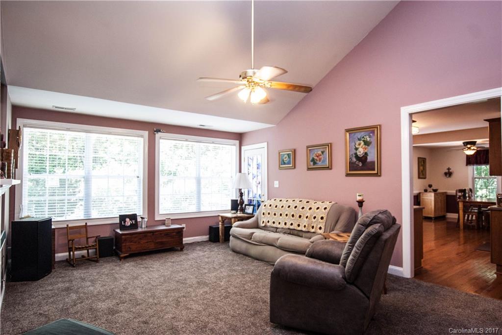 Tega Cay - Residential