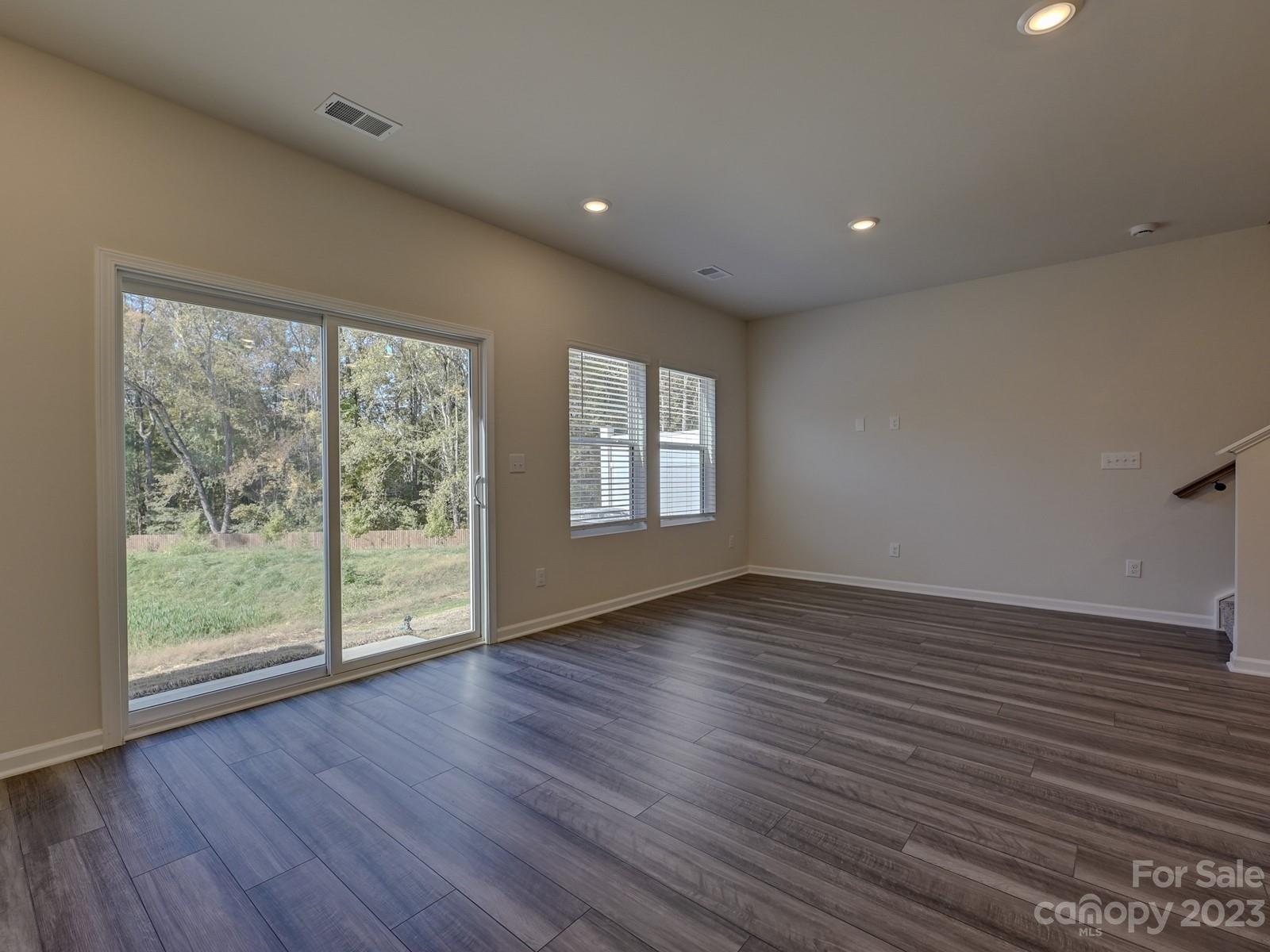 Ashe Downs Townhomes - Residential