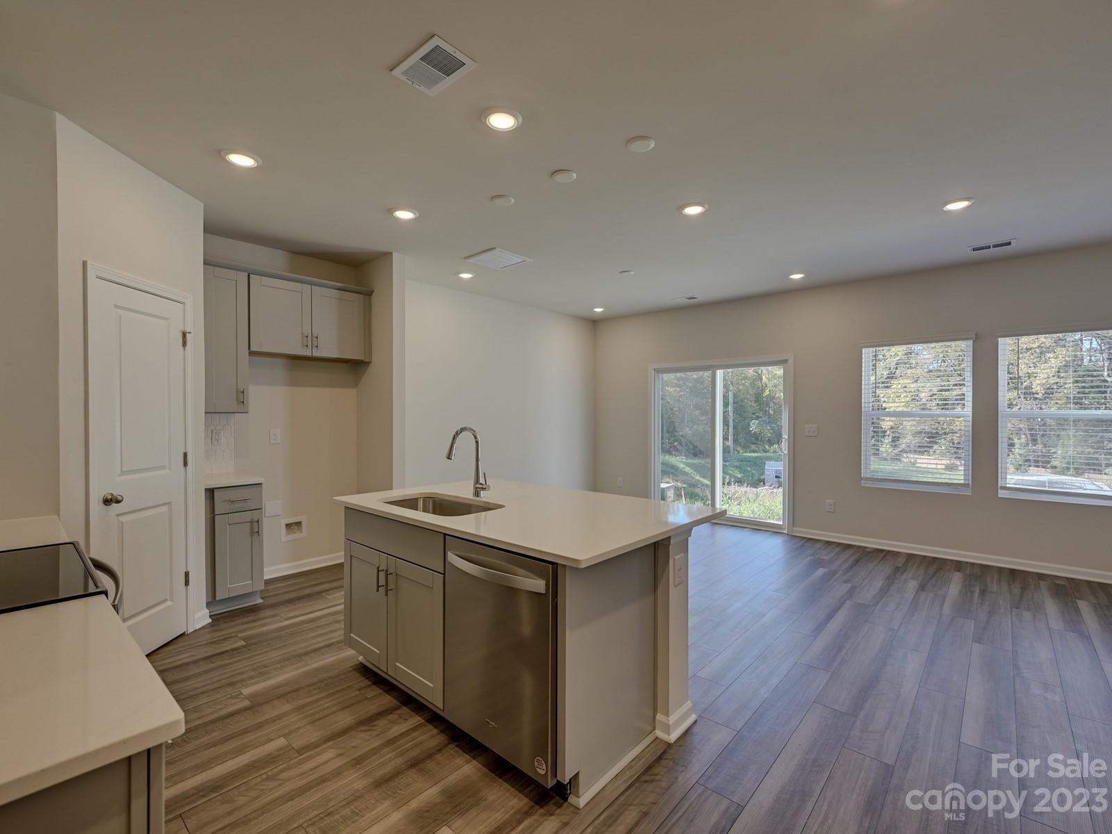 Ashe Downs Townhomes - Residential