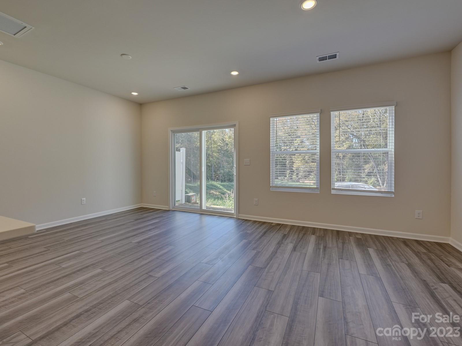 Ashe Downs Townhomes - Residential