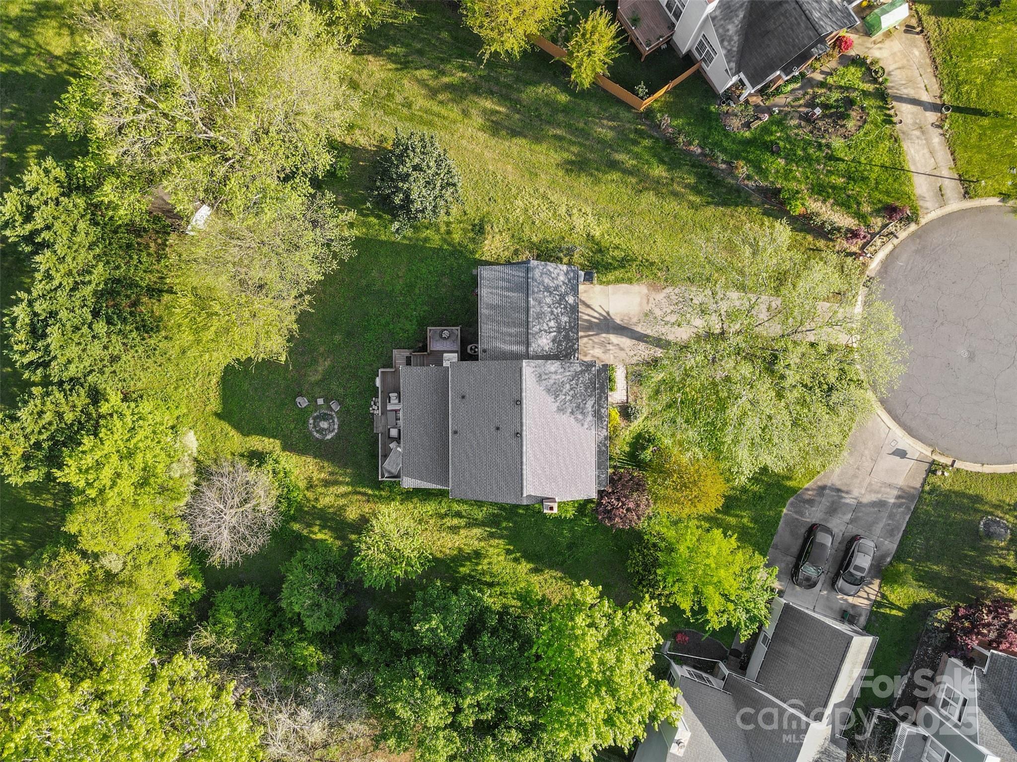 13843 Poppleton Court