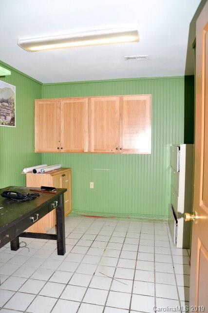 Glenwood - Commercial Sale