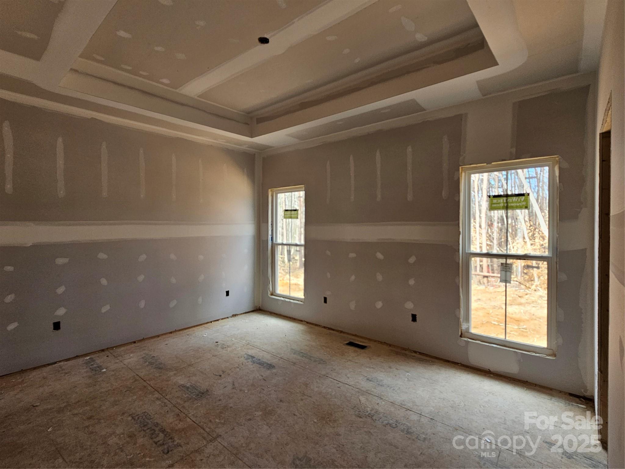 2816 Regal Road