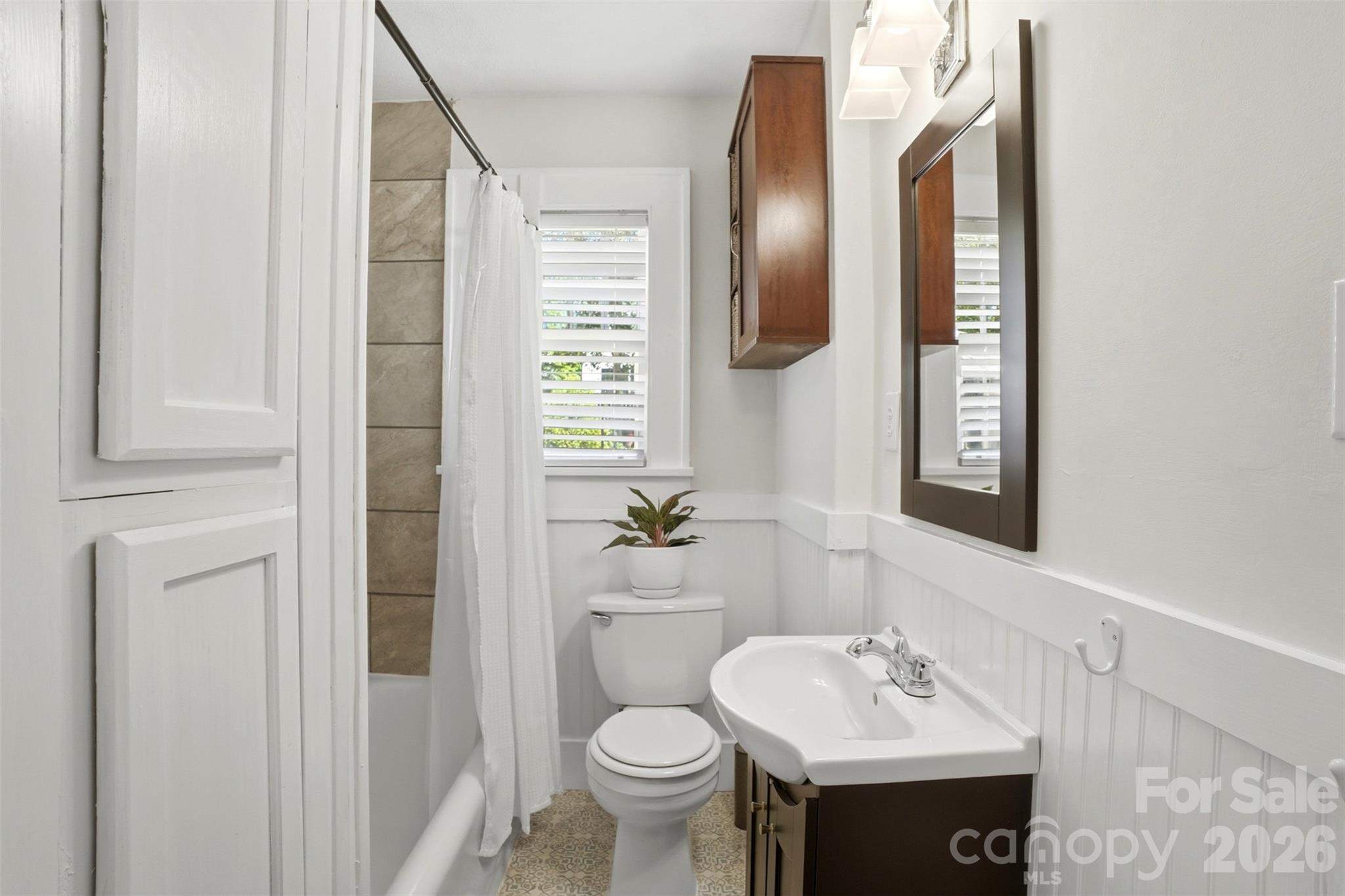Villa Heights - Residential