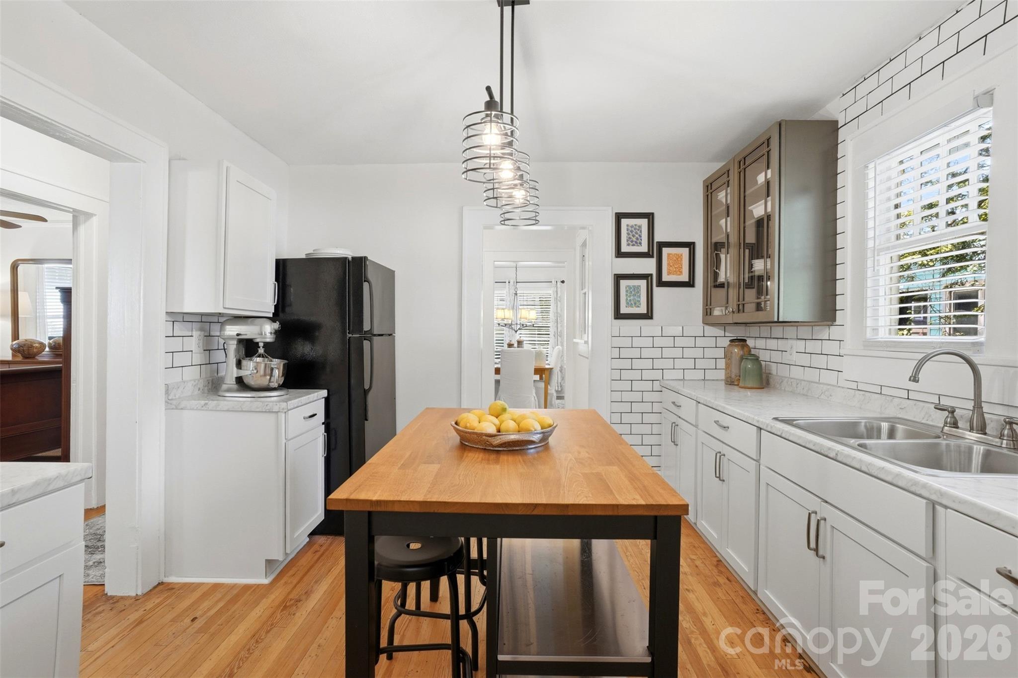 Villa Heights - Residential