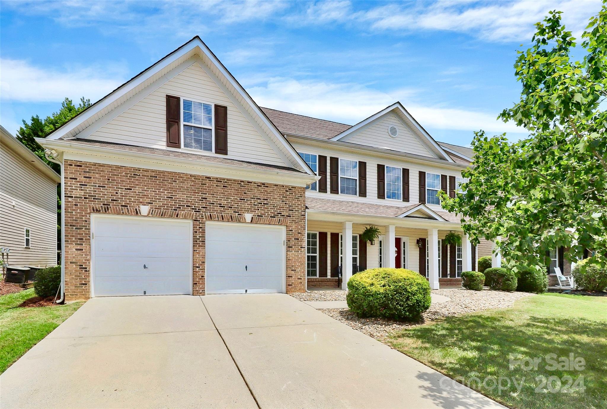 Moss Creek Village - Residential