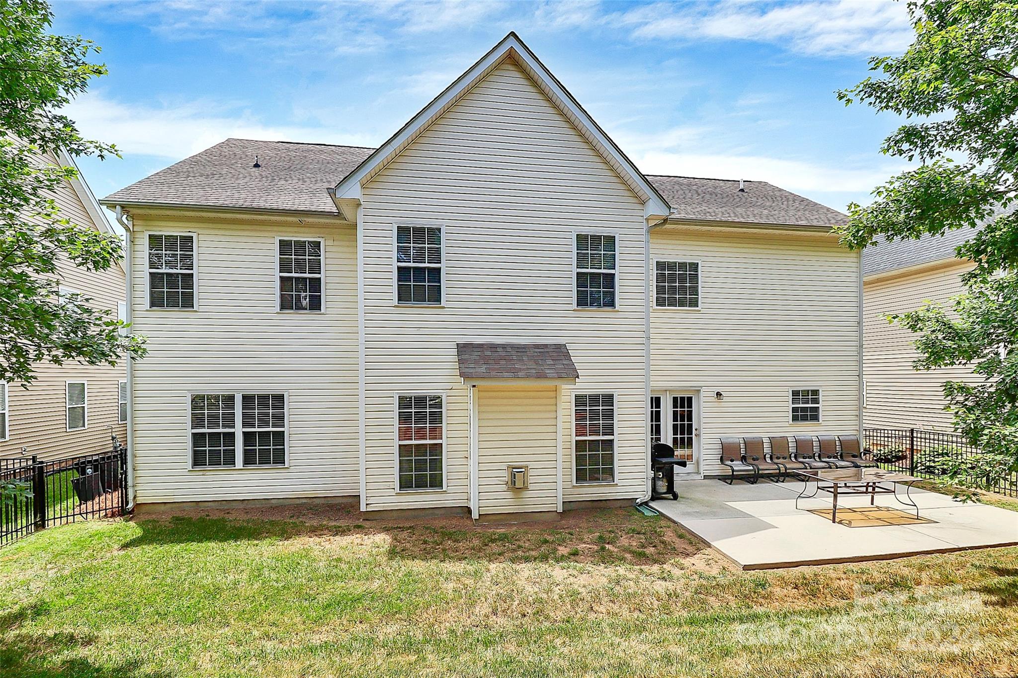 Moss Creek Village - Residential