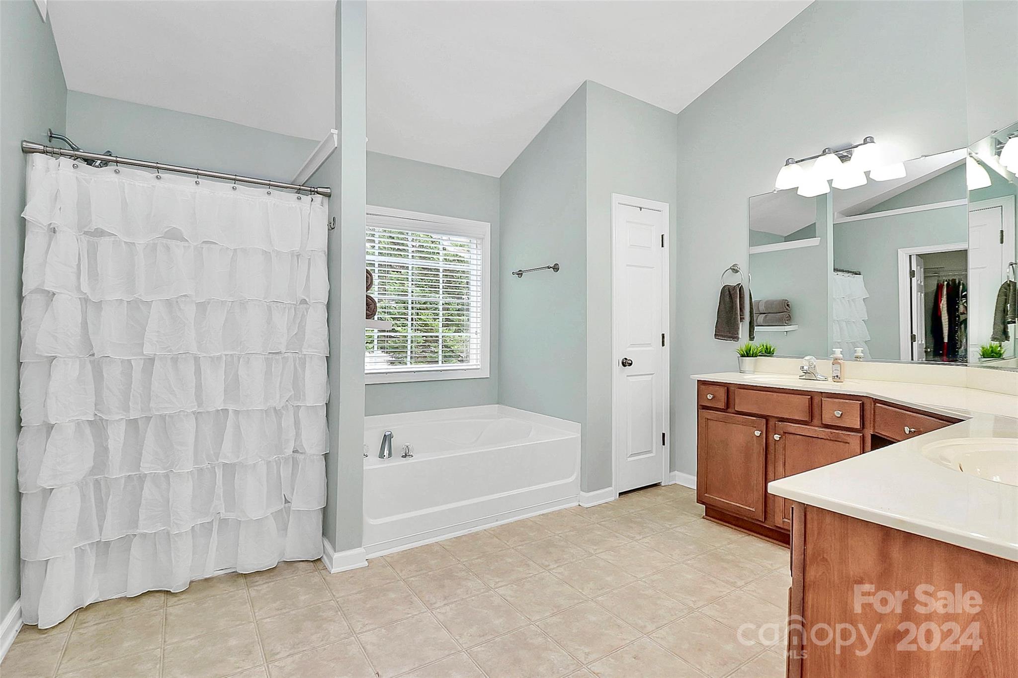 Moss Creek Village - Residential