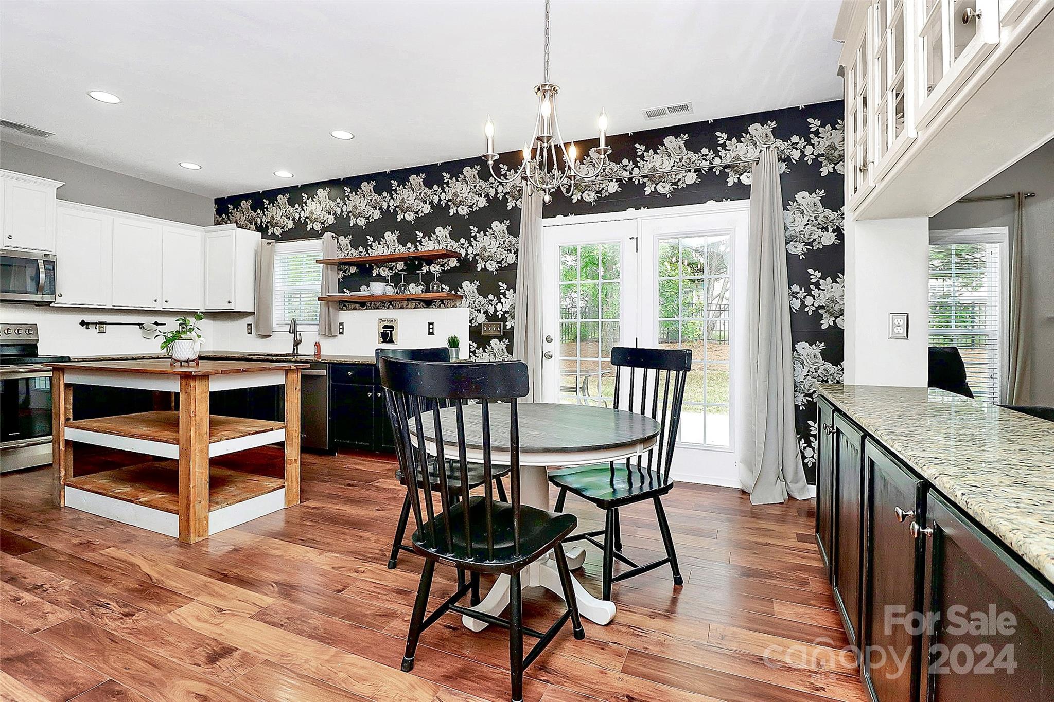 Moss Creek Village - Residential