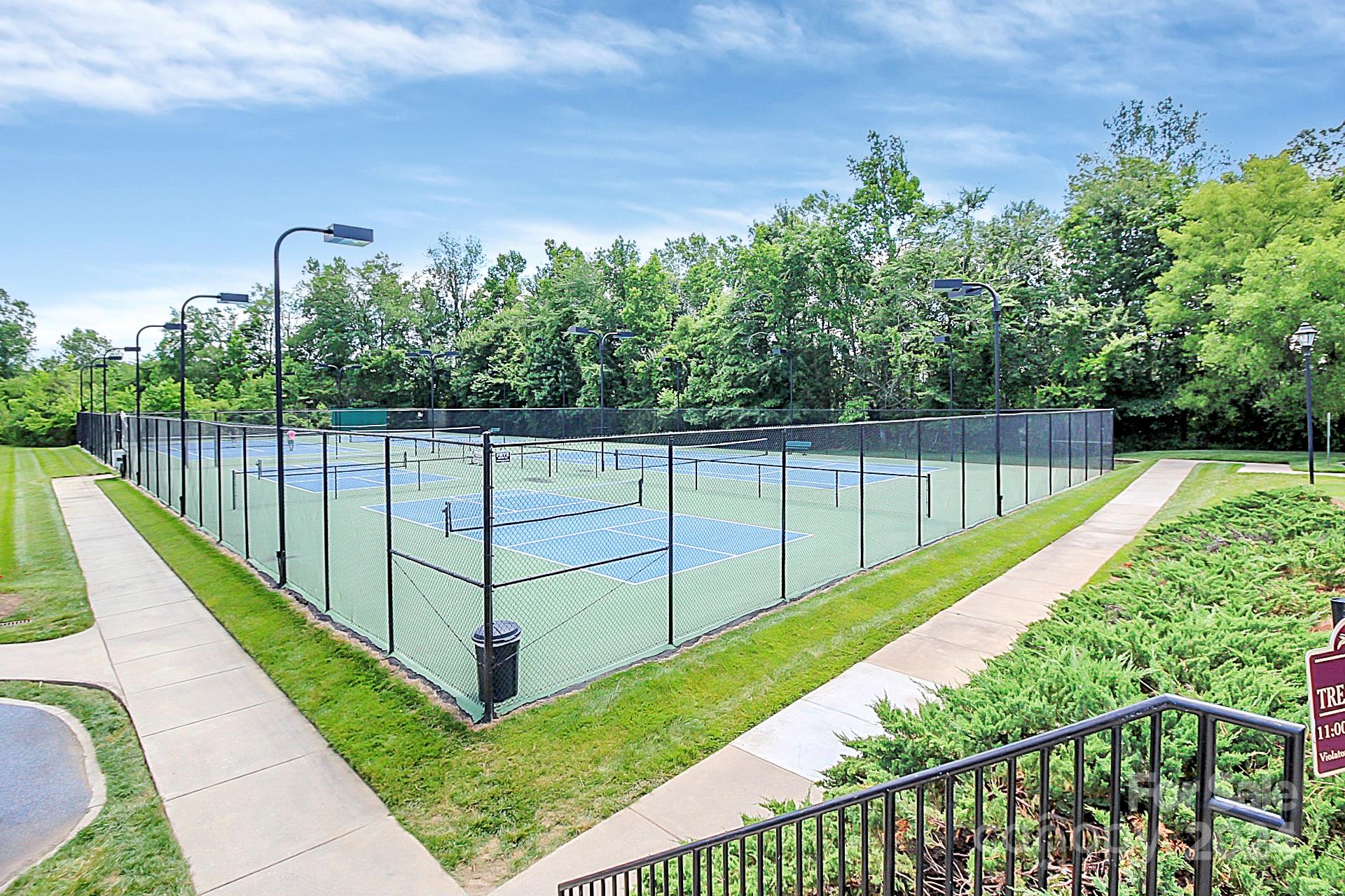 Moss Creek Village - Residential