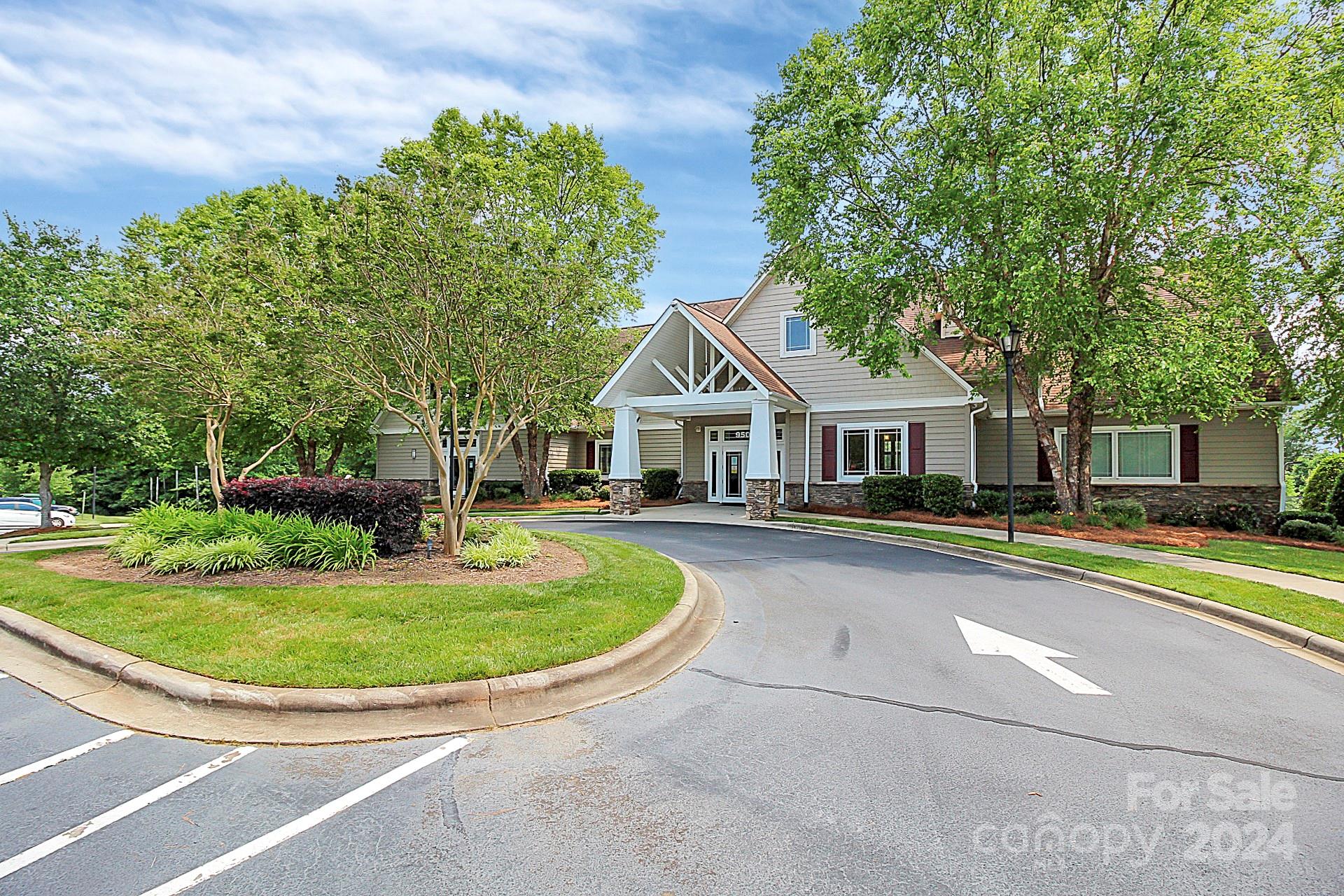 Moss Creek Village - Residential