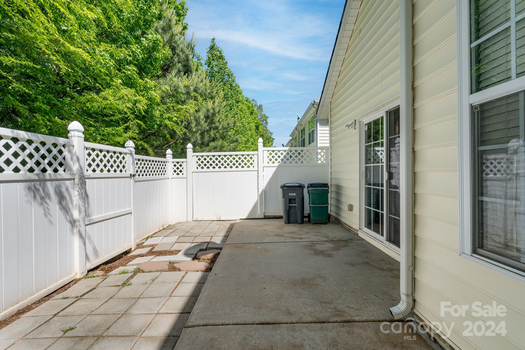 Fieldstone - Residential