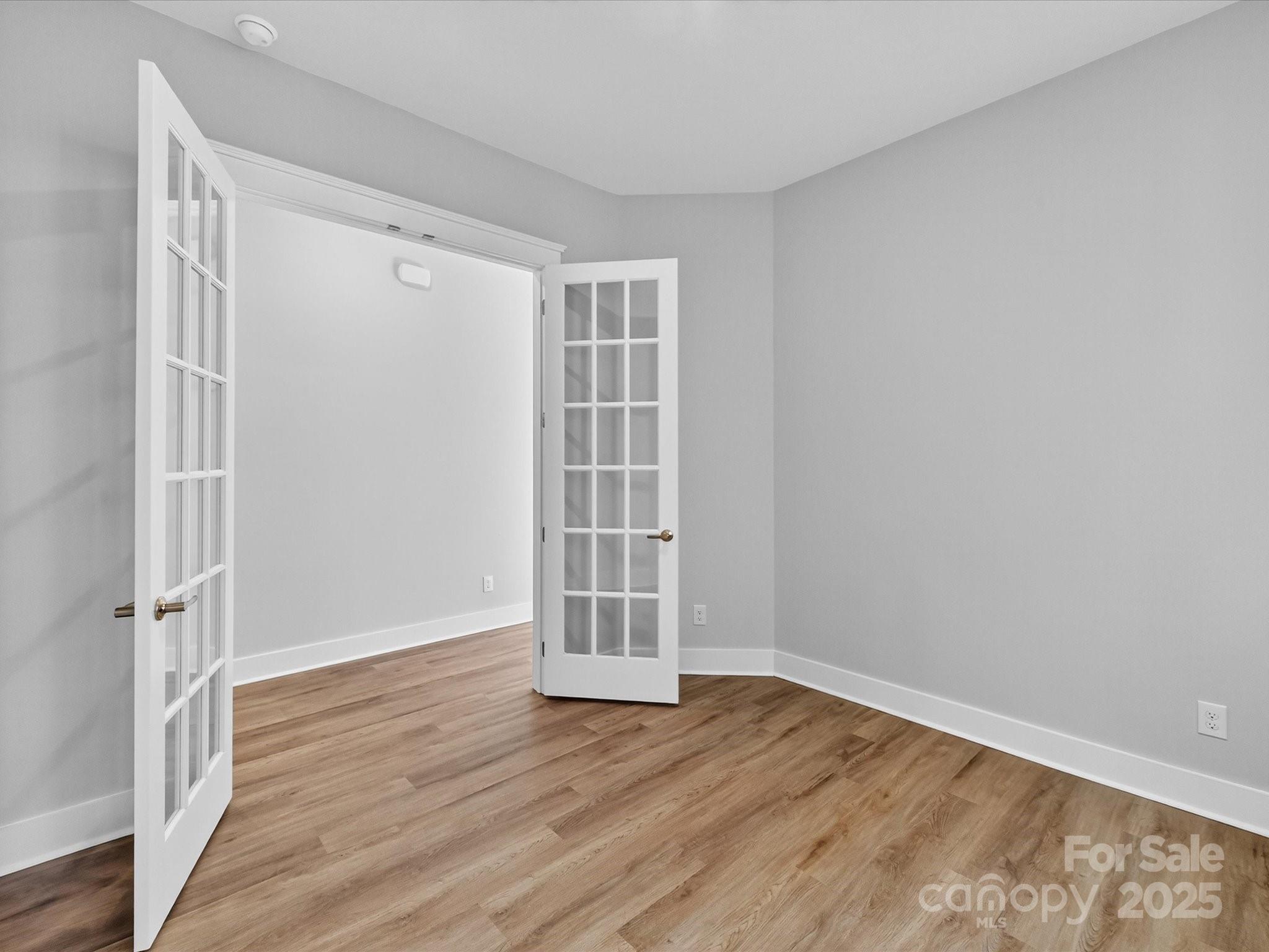 Encore At Streamside - Residential