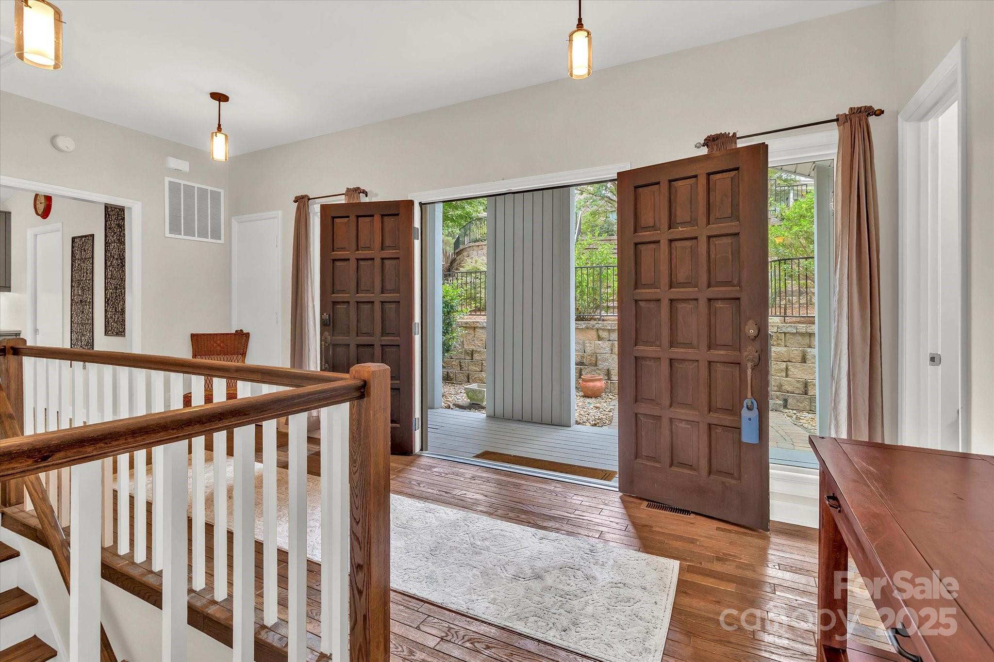 Tega Cay - Residential