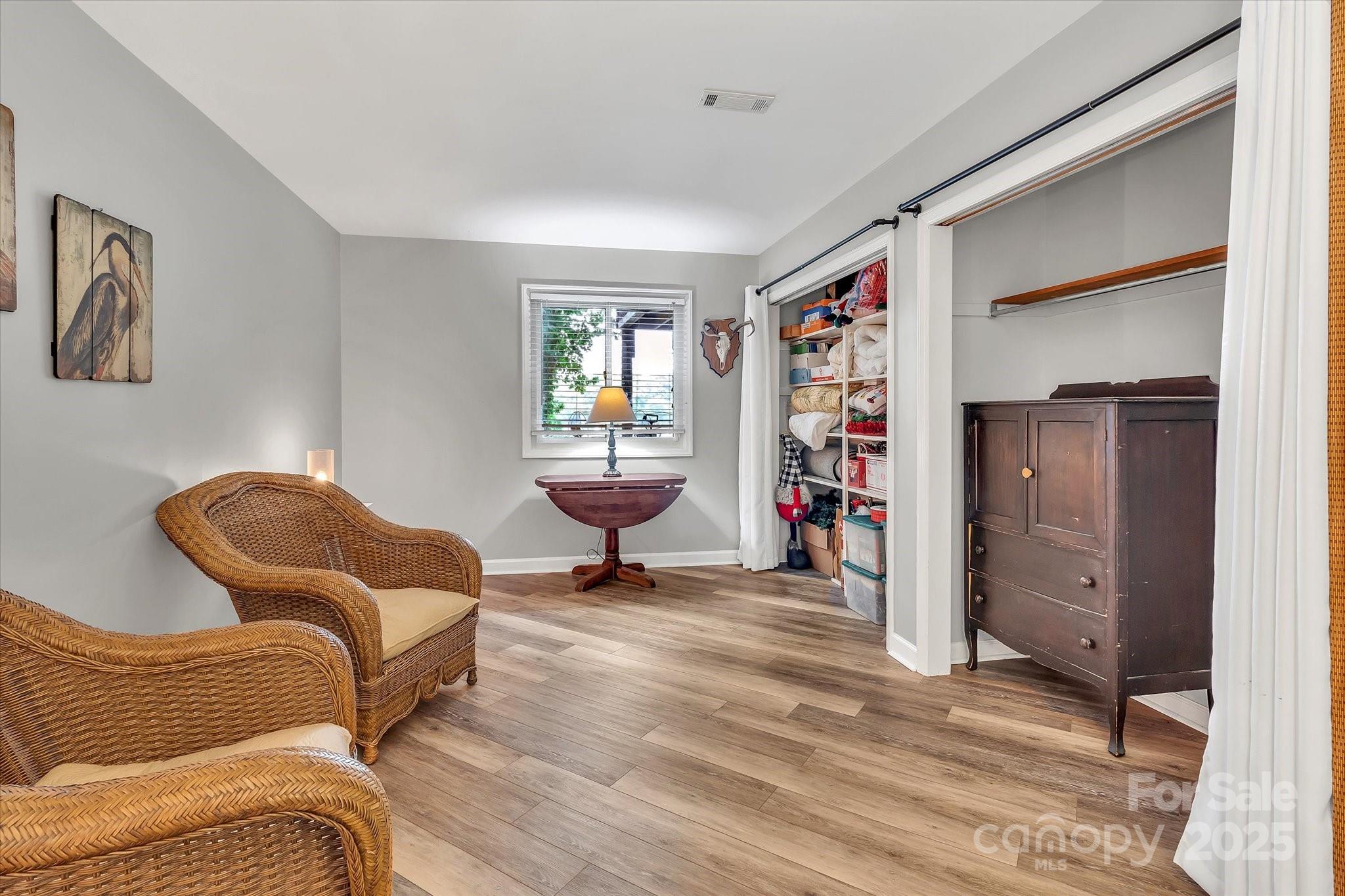 Tega Cay - Residential