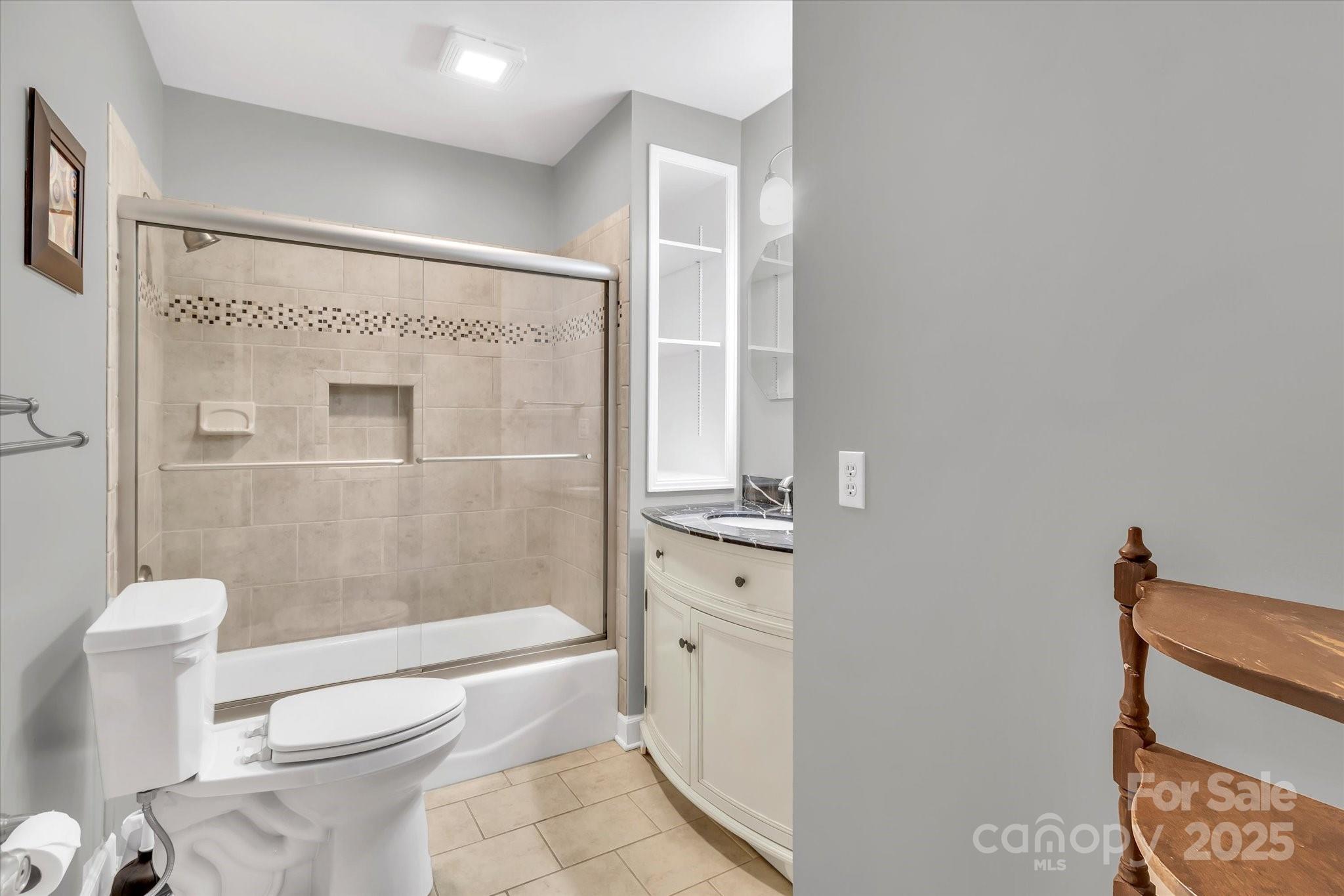 Tega Cay - Residential