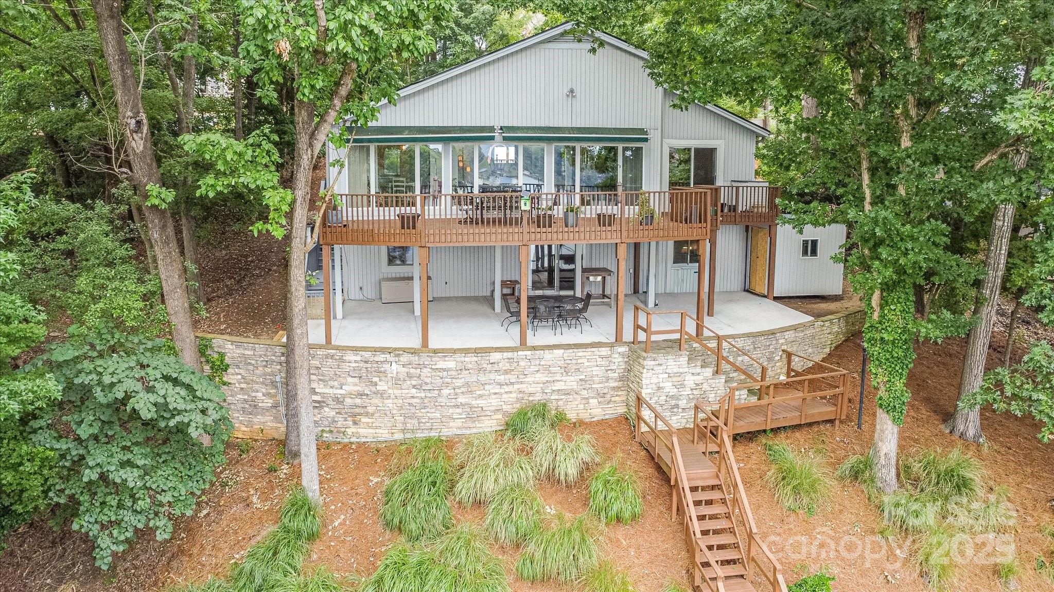 Tega Cay - Residential