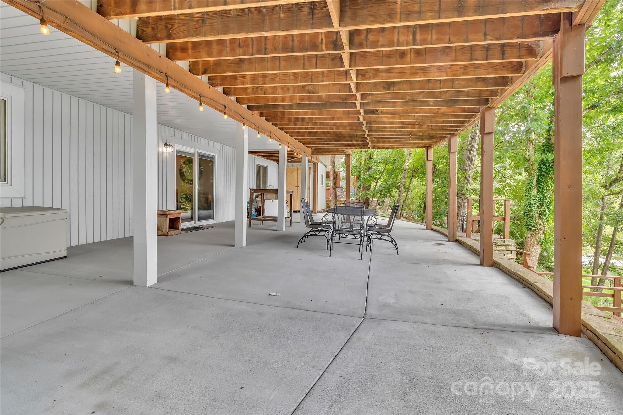 Tega Cay - Residential