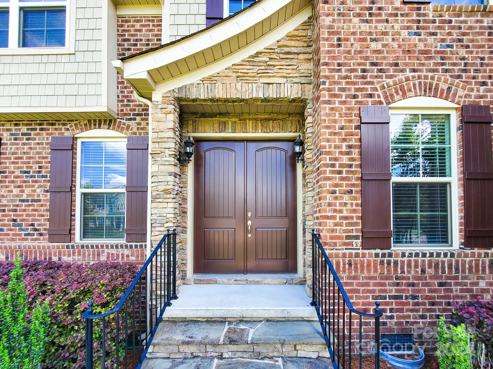 509 Pine Needle Court