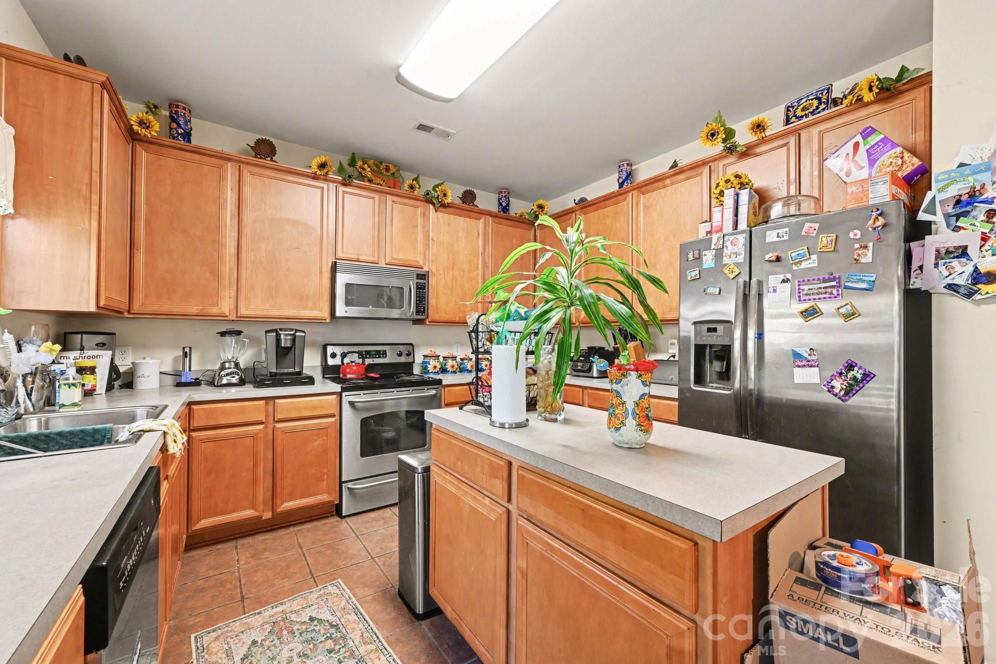 Pointe At Oakdale - Residential