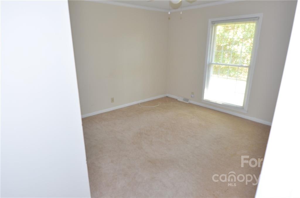 Pineview Lakes - Residential