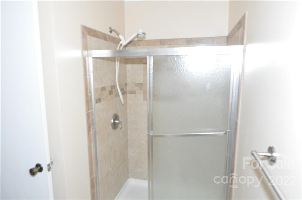 Pineview Lakes - Residential