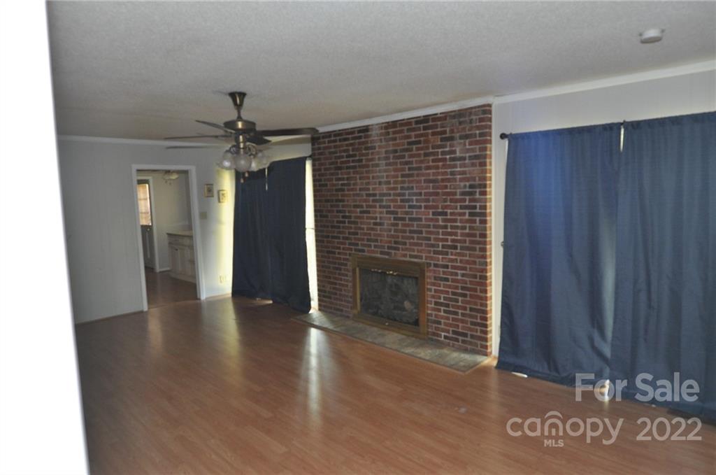 Pineview Lakes - Residential