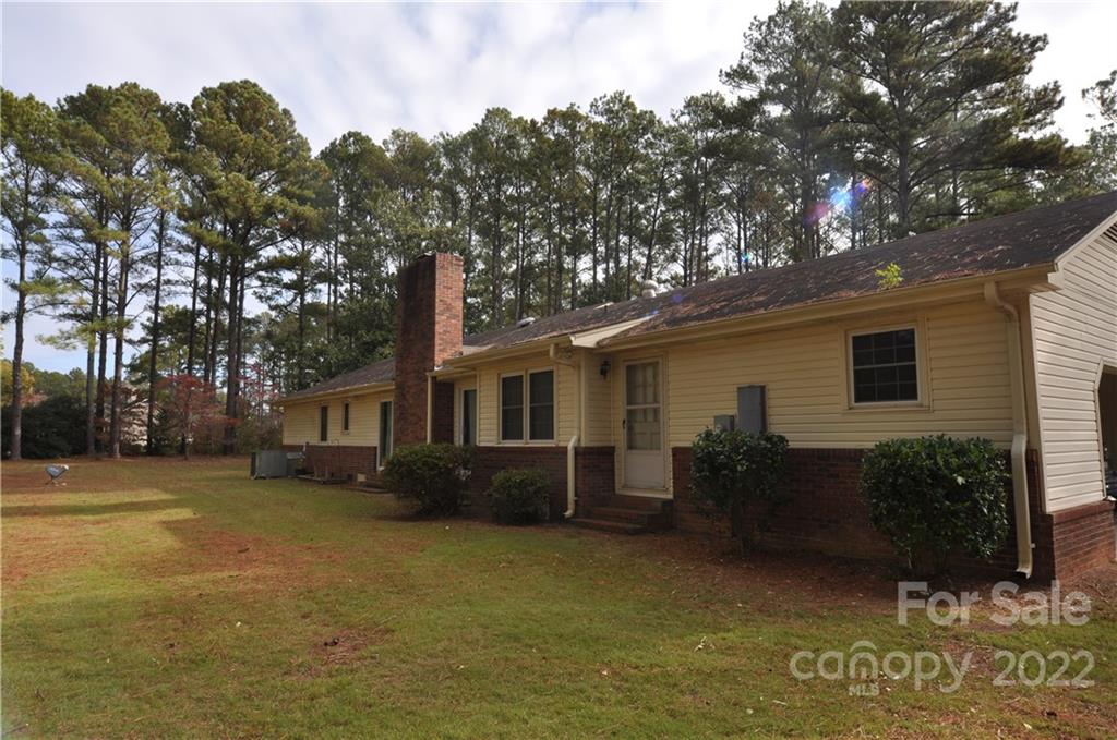 Pineview Lakes - Residential