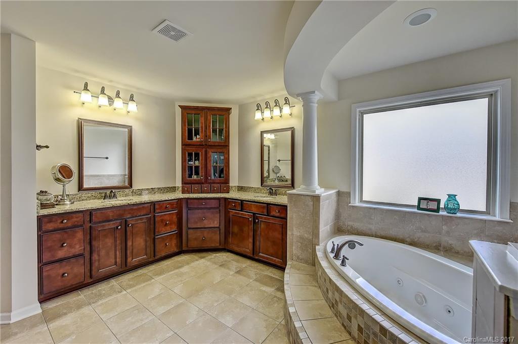 Ballanmoor - Residential