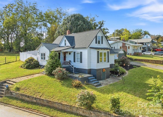 159 BALLEW ST, CANTON, NC 28716 - Image baef3a5338fcdcd282b3b6b5abda0b67/653147442