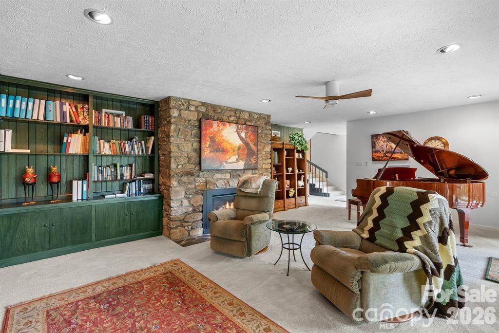 Kimberly Woods - Residential