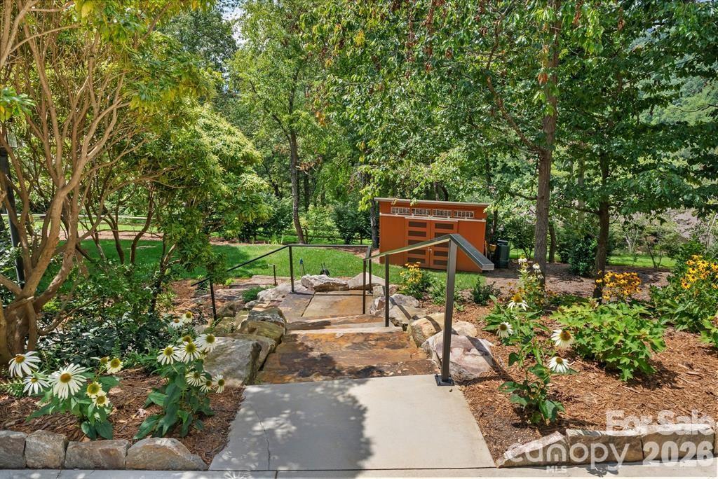 Kimberly Woods - Residential