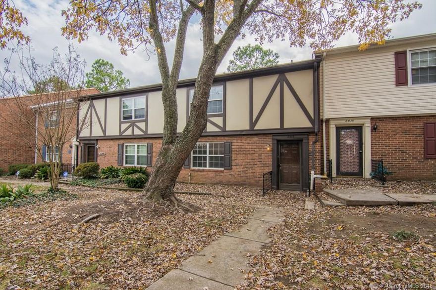 Beautiful open layout townhome with LOTS OF NEW UPGRADES: hot water heater, laminate floors downstairs, carpet upstairs, bathroom floors, granite countertops, kitchen cabinets w/ self-closing drawers, & fresh paint throughout. Private back patio. Community pool and clubhouse. Located within walking distance to the grocery store, Starbucks, and lots of shopping options. Close proximity to Carolina Place mall, I-485, and the hospital.