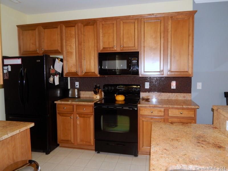 Ridge Pointe - Residential