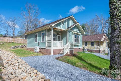311 Lake Oak Drive Black Mountain NC 28711