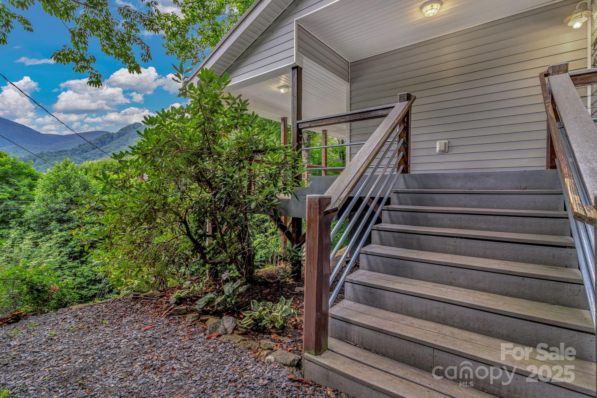 535 Rocky Top Road