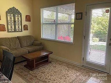 Winding Walk - Residential Lease